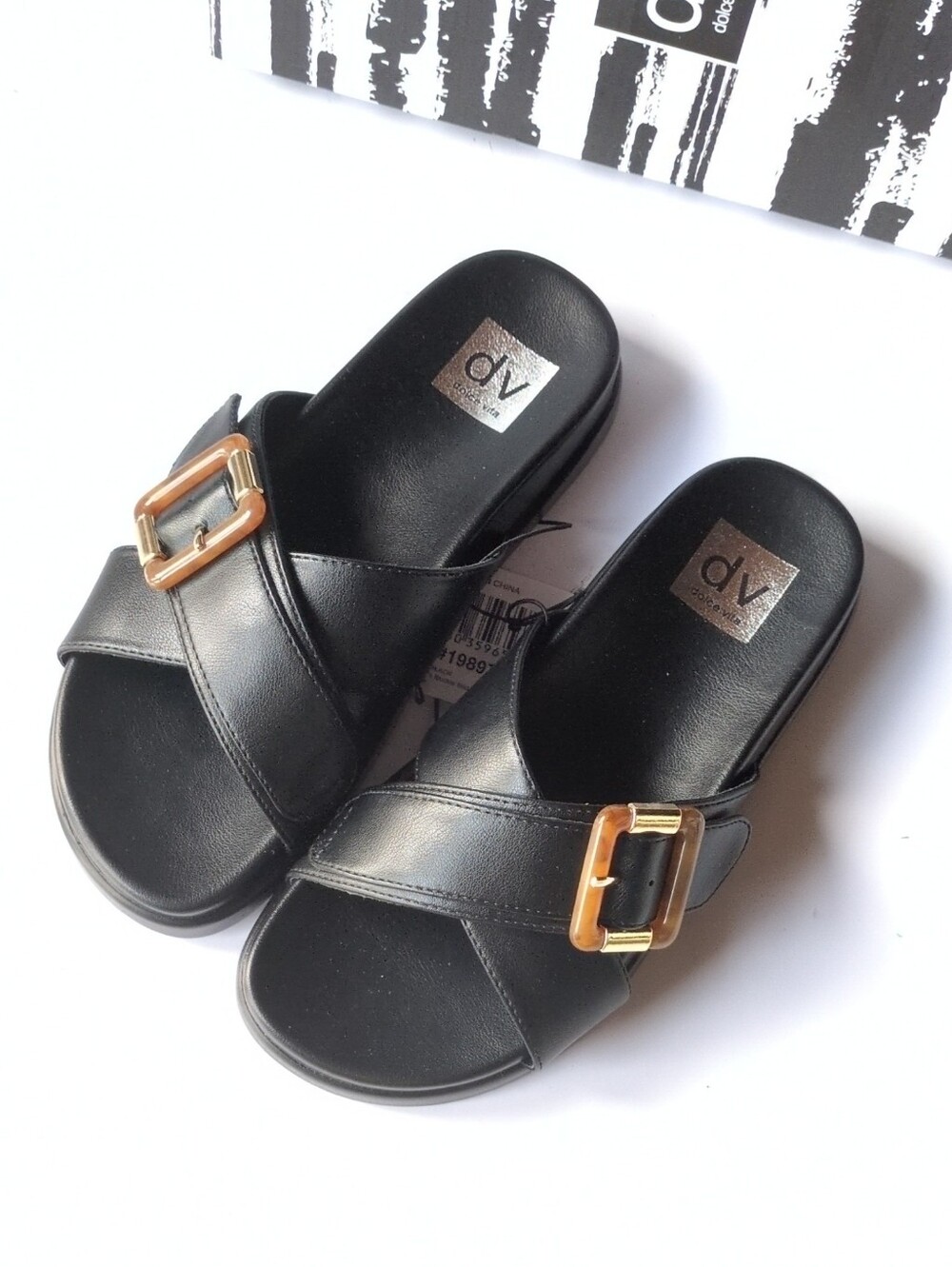 New In Box DV Dolce Vita Usha Slides Sandals Black With Buckle Sz 7